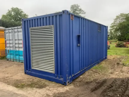 Gerador de emergência Cummens em contêiner de 1991 (usado) Assista ao vídeo